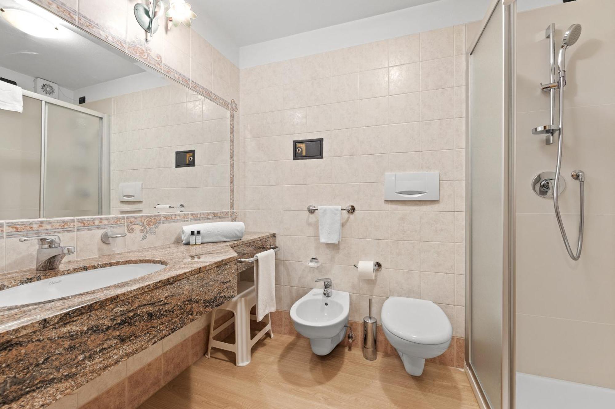 Princess Aparthotel 3*